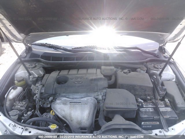 4T1BF3EK8BU136788 - 2011 TOYOTA CAMRY SE/LE/XLE SILVER photo 10