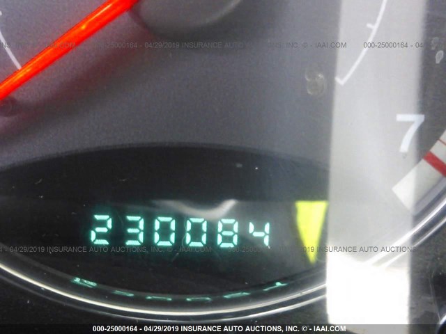 1J4GL38K35W511729 - 2005 JEEP LIBERTY RENEGADE BLACK photo 7