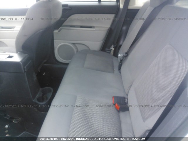 1J8FF47W97D143907 - 2007 JEEP COMPASS SILVER photo 8