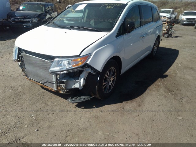 5FNRL5H65CB138577 - 2012 HONDA ODYSSEY EXL WHITE photo 6