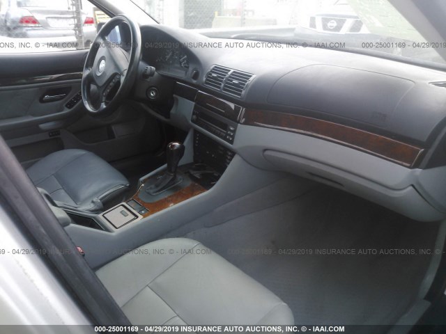 WBADT434X3G028430 - 2003 BMW 525 I AUTOMATIC SILVER photo 5