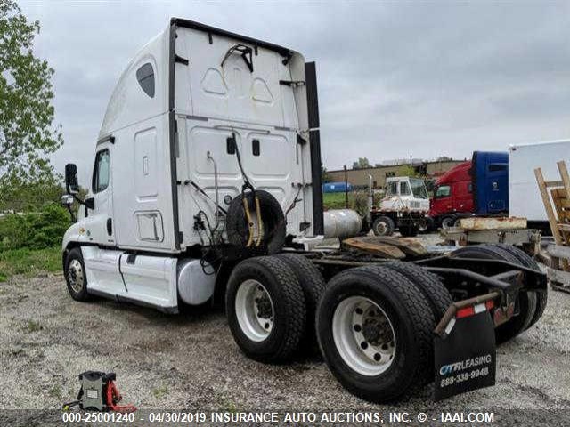 1FUJGLDR9CSBH8838 - 2012 FREIGHTLINER CASCADIA 125  Unknown photo 3