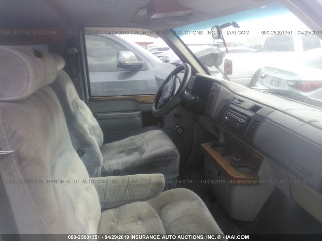 1GDDM19WXSB517604 - 1995 GMC SAFARI XT WHITE photo 5