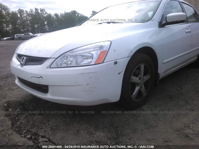 1HGCM665X4A018479 - 2004 HONDA ACCORD EX WHITE photo 6