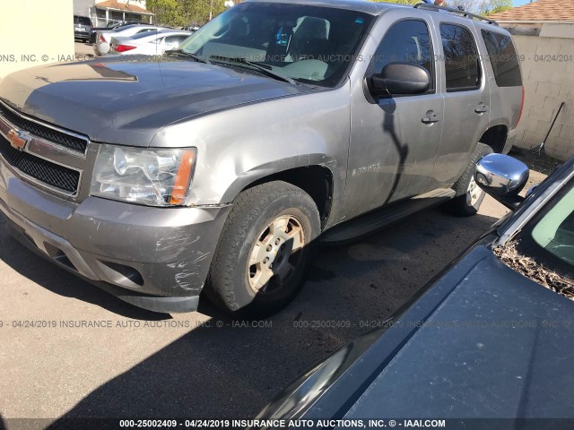 1GNFK13039R227835 - 2009 CHEVROLET TAHOE K1500 LS GRAY photo 2