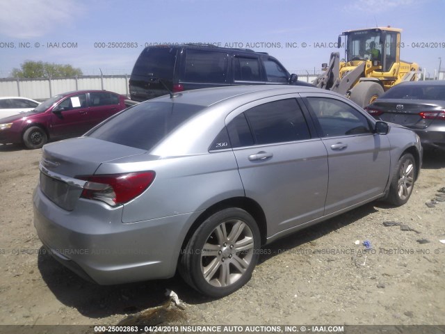 1C3CCBAB4DN705333 - 2013 CHRYSLER 200 LX GRAY photo 4