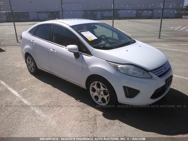 3FADP4CJXCM126611 - 2012 FORD FIESTA SEL WHITE photo 1