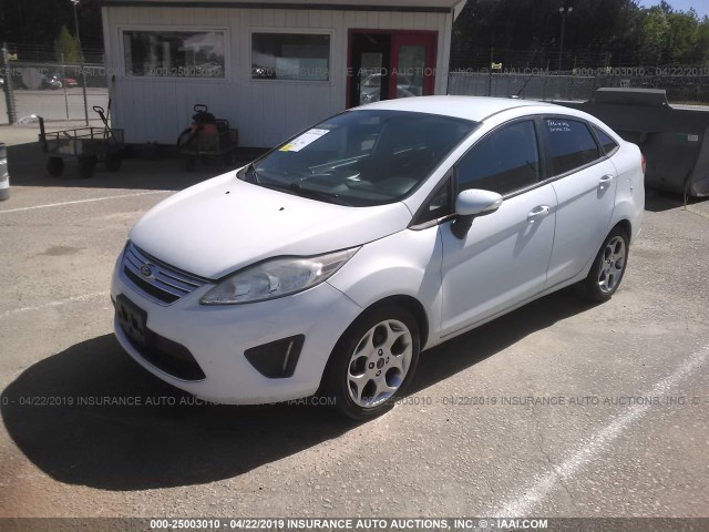 3FADP4CJXCM126611 - 2012 FORD FIESTA SEL WHITE photo 2