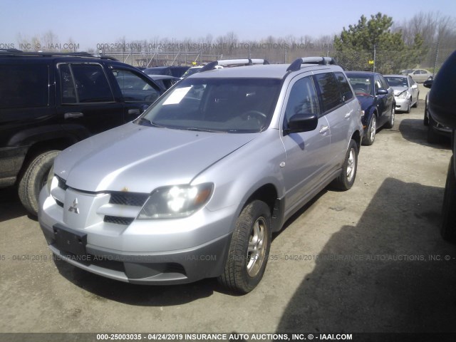 JA4LZ31GX3U119312 - 2003 MITSUBISHI OUTLANDER LS SILVER photo 2