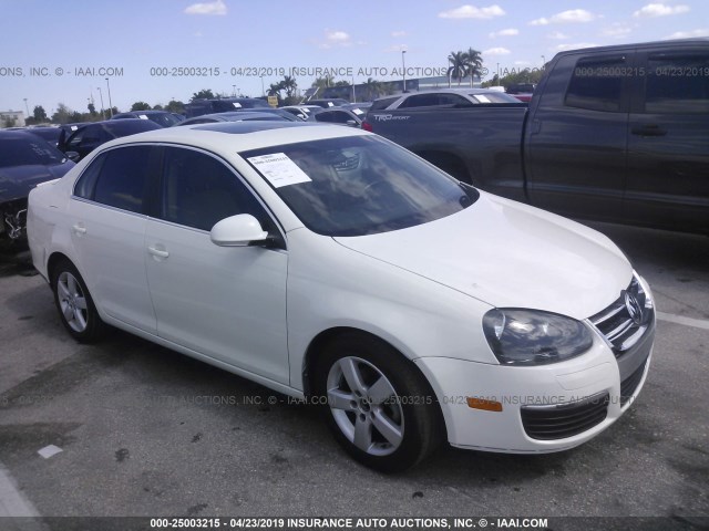 3VWRM71KX8M015101 - 2008 VOLKSWAGEN JETTA SE/SEL WHITE photo 1