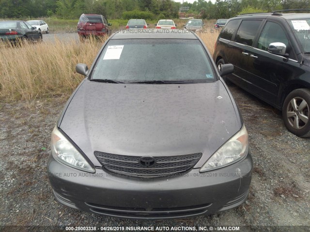 JTDBE32K563044769 - 2006 TOYOTA CAMRY LE/XLE Qara foto 6