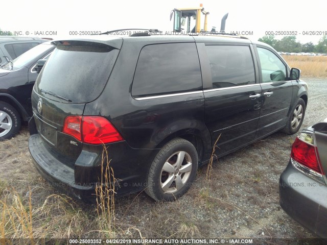 2V4RW6DX1AR316598 - 2010 VOLKSWAGEN ROUTAN BLACK photo 4