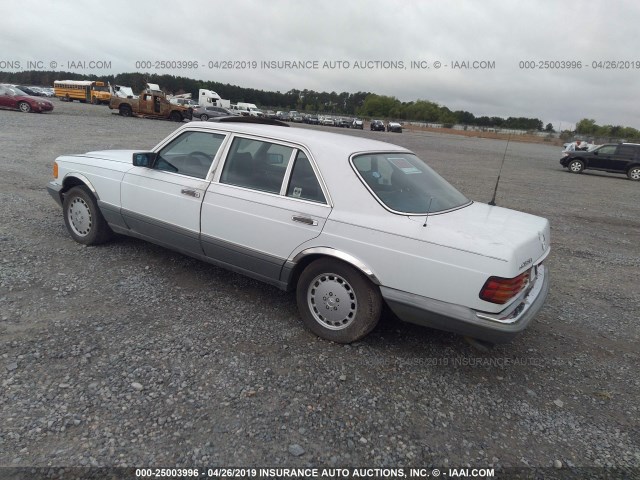 WDBCA35D4JA389338 - 1988 MERCEDES-BENZ 420 SEL WHITE photo 3