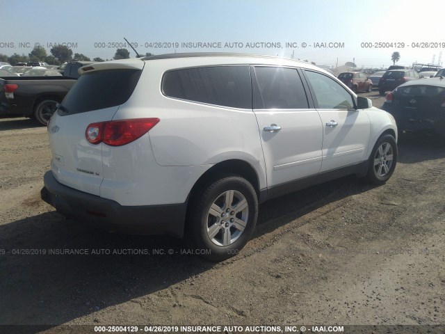 1GNKRGED2CJ332238 - 2012 CHEVROLET TRAVERSE LT WHITE photo 4