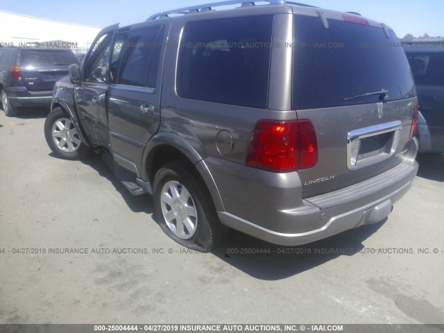 5LMFU27R93LJ26528 - 2003 LINCOLN NAVIGATOR 灰色 照片 3