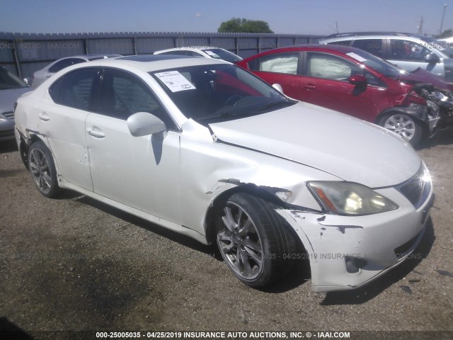 JTHBK262885063819 - 2008 LEXUS IS 250 WHITE photo 1