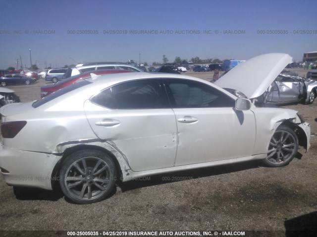 JTHBK262885063819 - 2008 LEXUS IS 250 WHITE photo 6