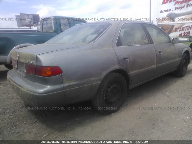 4T1BG22KX1U054524 - 2001 TOYOTA CAMRY CE/LE/XLE GRAY photo 4