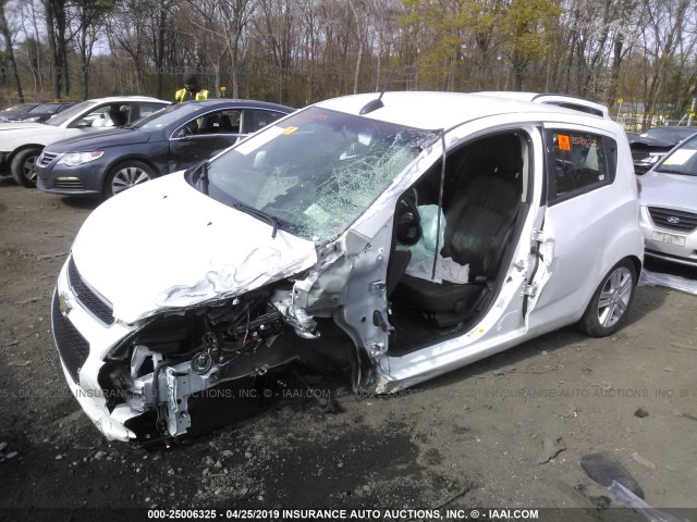 KL8CD6S97FC736806 - 2015 CHEVROLET SPARK 1LT WHITE photo 2