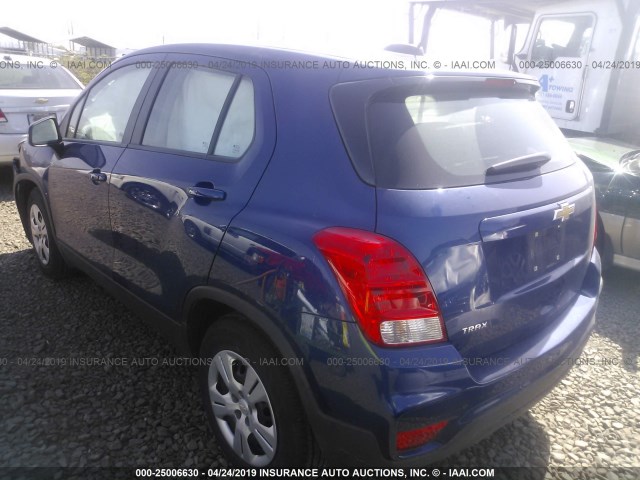 3GNCJKSB9HL210901 - 2017 CHEVROLET TRAX LS BLUE photo 3