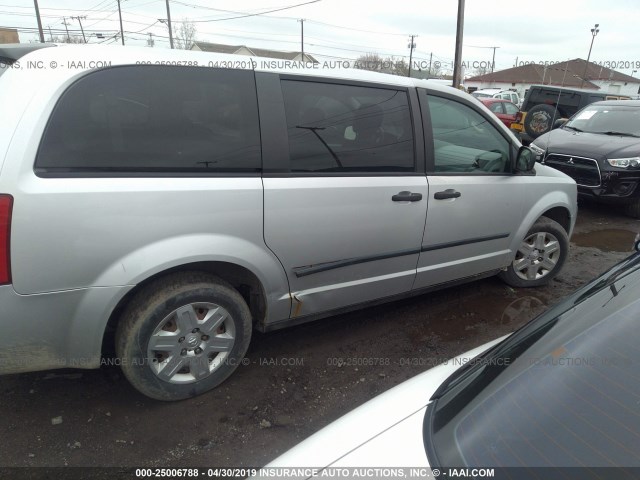 2D8HN44H08R725788 - 2008 DODGE GRAND CARAVAN SE SILVER photo 6