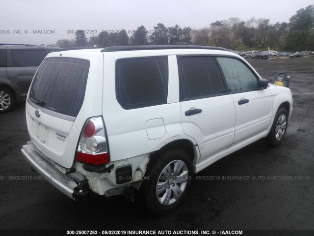 JF1SG63688H712461 - 2008 SUBARU FORESTER 2.5X WHITE photo 4