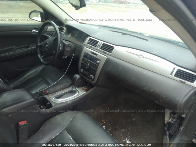 2G1WT58K481352947 - 2008 CHEVROLET IMPALA LT BLACK photo 5