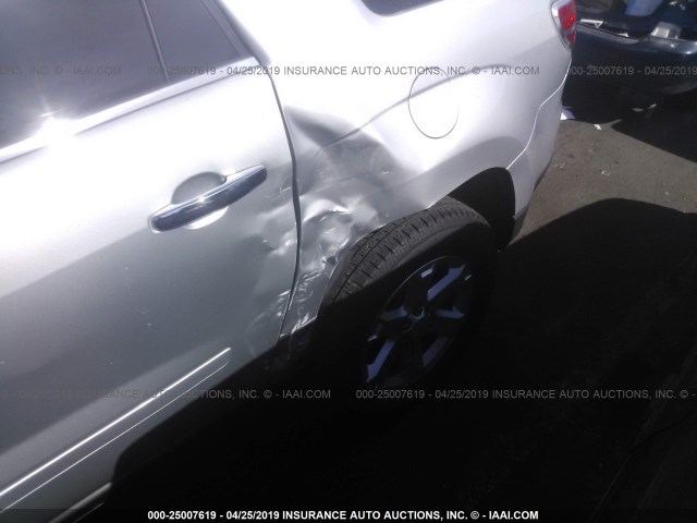 5GZER23DX9J204185 - 2009 SATURN OUTLOOK XR ვერცხლისფერი ფოტო 6