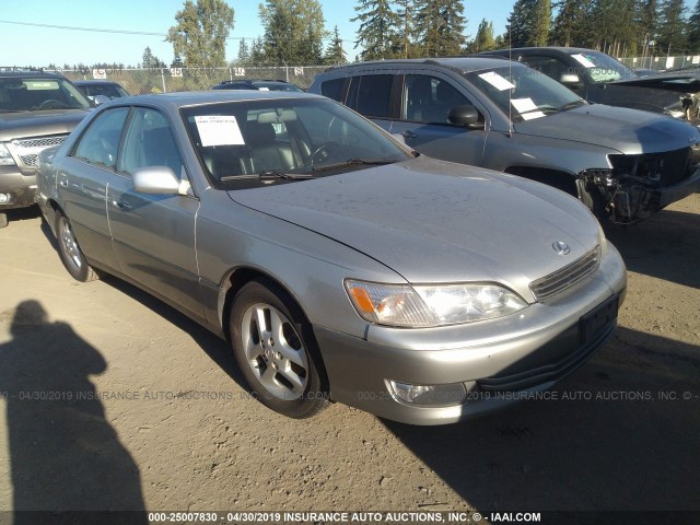 JT8BF28GXY5083793 - 2000 LEXUS ES 300 SILVER photo 1