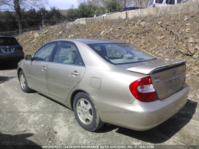 4T1BF32K42U010819 - 2002 TOYOTA CAMRY LE/XLE/SE GOLD photo 3