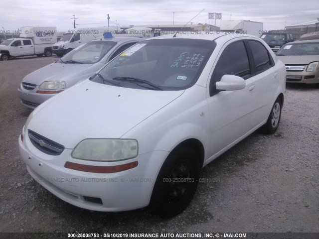 KL1TD52625B323954 - 2005 CHEVROLET AVEO LS WHITE photo 2