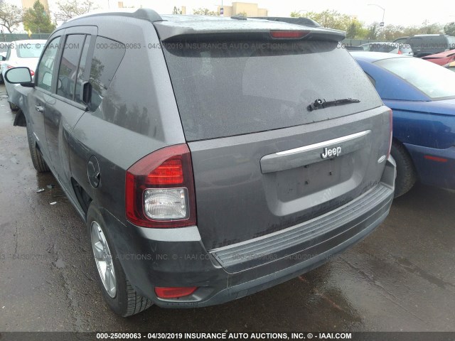 1C4NJCEA1GD620008 - 2016 JEEP COMPASS LATITUDE GRAY photo 3