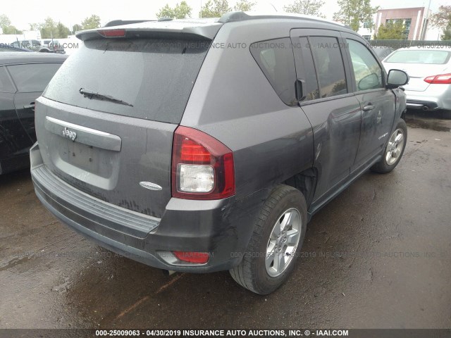 1C4NJCEA1GD620008 - 2016 JEEP COMPASS LATITUDE GRAY photo 4