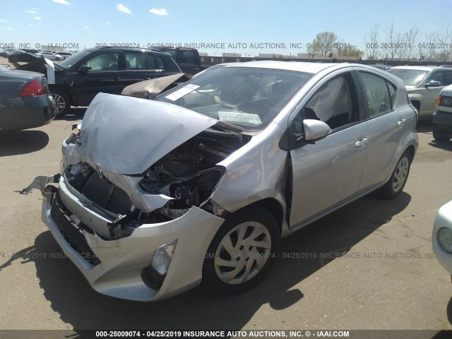 JTDKDTB38F1587248 - 2015 TOYOTA PRIUS C SILVER photo 2