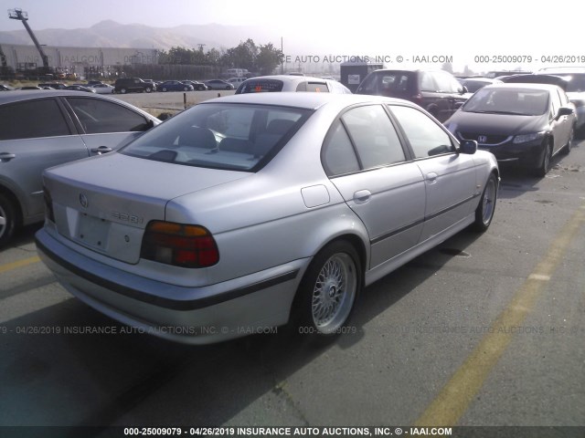 WBADM6340YGU28268 - 2000 BMW 528 I AUTOMATIC SILVER photo 4