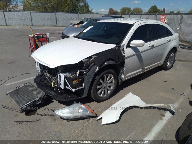 1C3BC1FB9BN531156 - 2011 CHRYSLER 200 TOURING WHITE photo 2