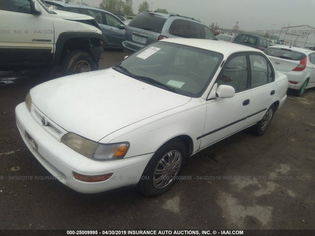 1NXBB02E1TZ378137 - 1996 TOYOTA COROLLA DX WHITE photo 2