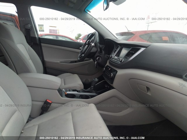 KM8J3CA46JU753326 - 2018 HYUNDAI TUCSON LIMITED/SPORT AND ECO/SE GRAY photo 5