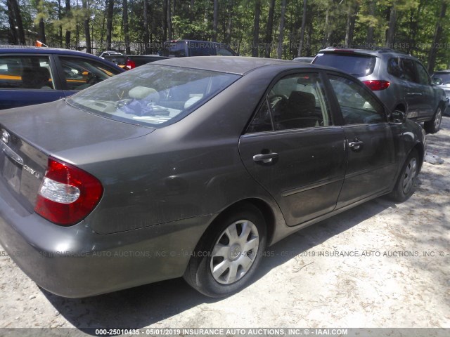 4T1BE32K12U590663 - 2002 TOYOTA CAMRY LE/XLE/SE GRAY photo 4