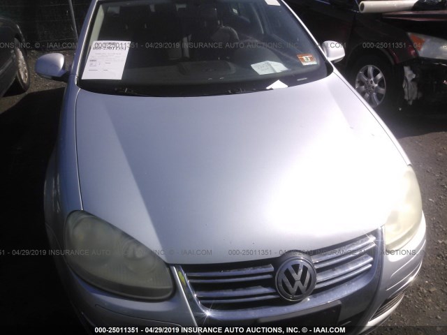 3VWRG71K56M718528 - 2006 VOLKSWAGEN JETTA 2.5 SILVER photo 6