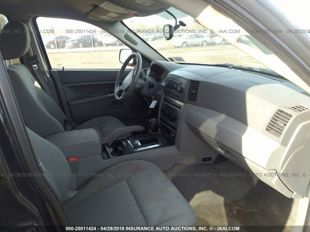 1J4HR48N25C536190 - 2005 JEEP GRAND CHEROKEE LAREDO/COLUMBIA/FREEDOM 黑色 照片 5