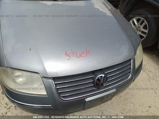 WVWPD63B04E065443 - 2004 VOLKSWAGEN PASSAT GLS GRAY photo 10