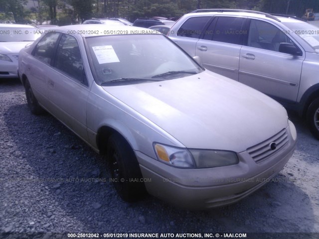 4T1BG22K5VU765621 - 1997 TOYOTA CAMRY CE/LE/XLE BEIGE photo 1