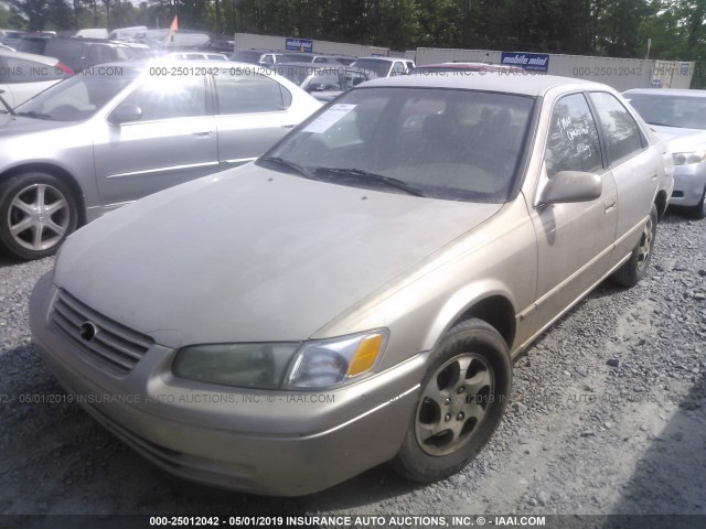 4T1BG22K5VU765621 - 1997 TOYOTA CAMRY CE/LE/XLE BEIGE photo 2