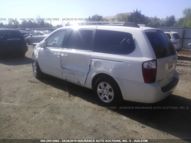 KNDMB233366082485 - 2006 KIA SEDONA EX/LX WHITE photo 3