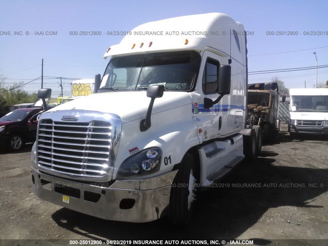 1FUJGLDR6DSBV1294 - 2013 FREIGHTLINER CASCADIA 125  WHITE photo 2