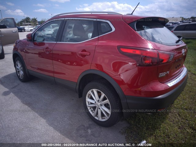 JN1BJ1CPXJW187513 - 2018 NISSAN ROGUE SPORT S/SV/SL RED photo 3