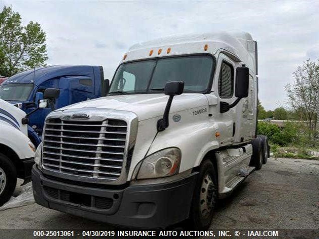 1FUJGLDR9ASAV2495 - 2010 FREIGHTLINER CASCADIA 125  Unknown photo 2