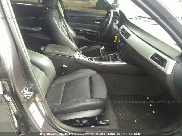 WBAVB33586AZ86533 - 2006 BMW 330 I GRAY photo 5