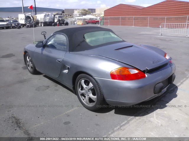 WP0CA29811U626469 - 2001 PORSCHE BOXSTER GRAY photo 3